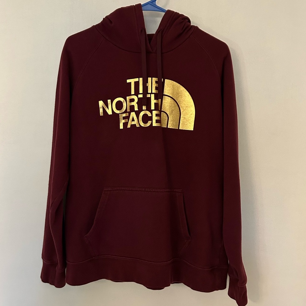 The North Face Women’s Large Half Dome Pullover Hoodie